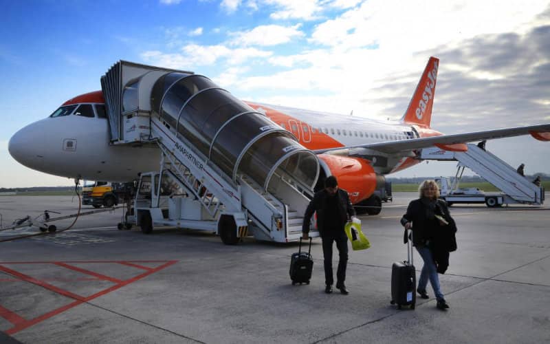 Lille Airport Traffic Plummets 50% as Morocco Border Closure Impacts Routes