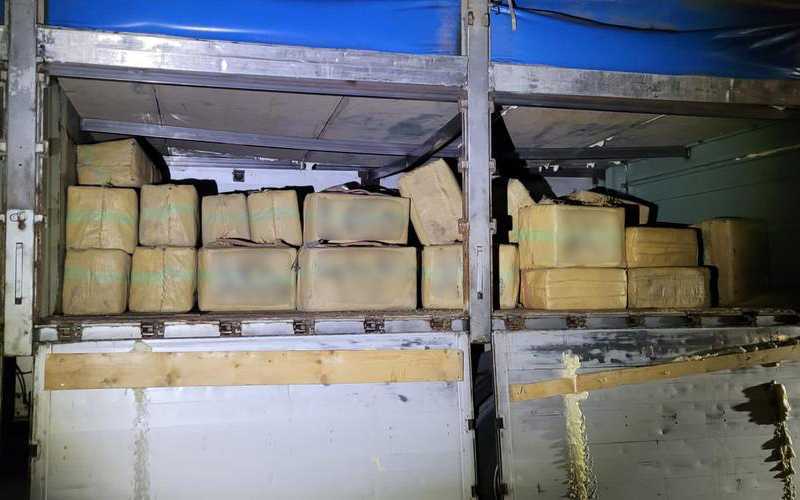 Major Drug Bust: Customs Seize 2.4 Tons of Cannabis Worth €19 Million on French Highway