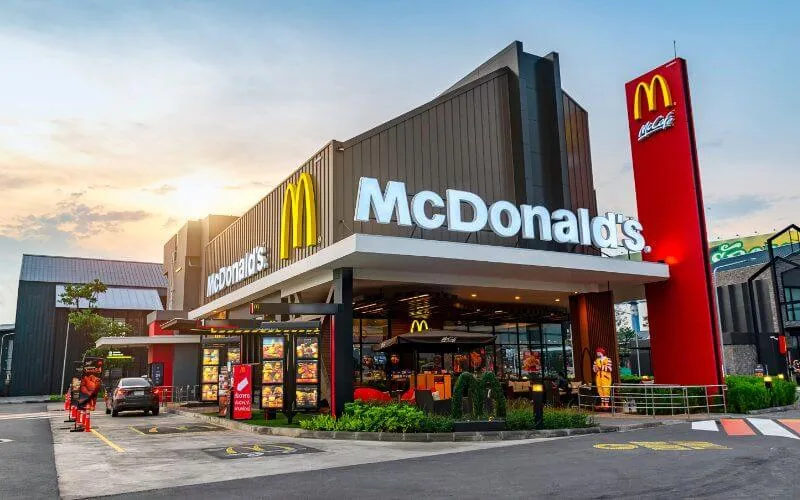 McDonald's France Serves Up Global Flavors: From Moroccan Drinks to Japanese Cherry Blossom Fizz