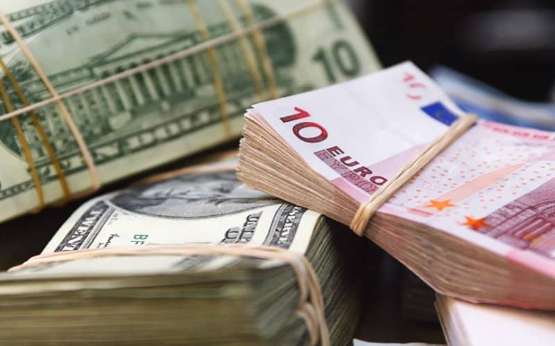 Moroccan Dirham Slips Against Euro, Gains on Dollar Amid Reserve Fluctuations