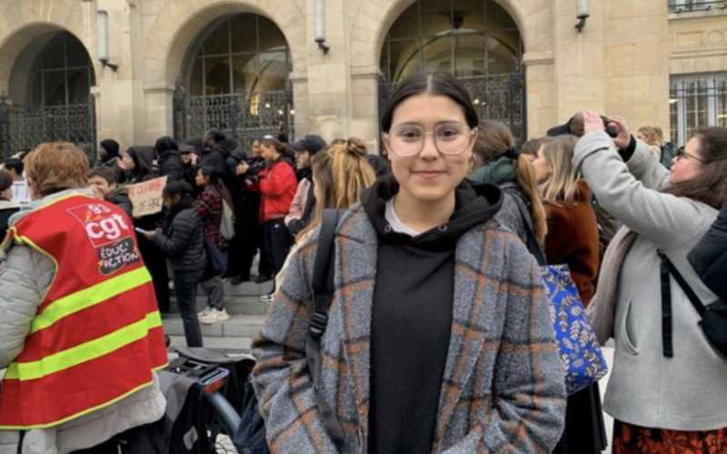 Moroccan Honor Student Faces Deportation, Sparks Protest in Saint-Denis