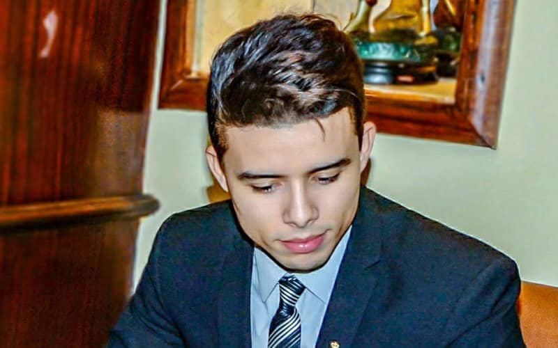 Moroccan Influencer and Ex-Minister's Daughter Arrested After Drunken Altercation in Rabat