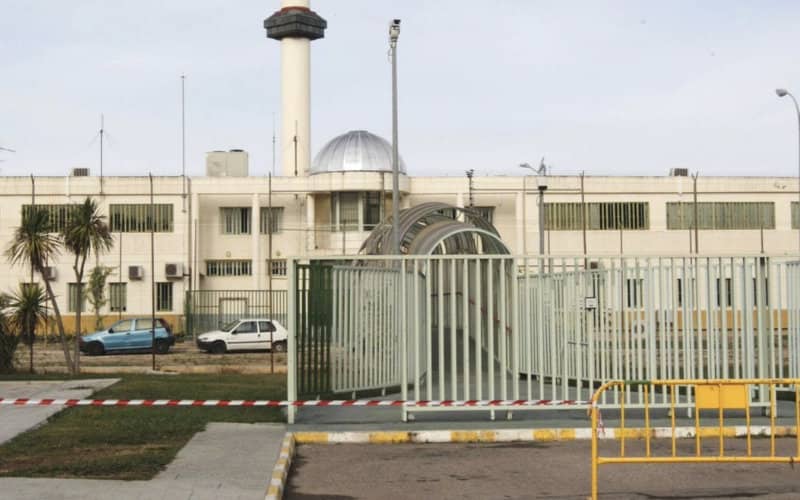 Moroccan Inmate Walks Out of Spanish Prison Amid Security Lapse