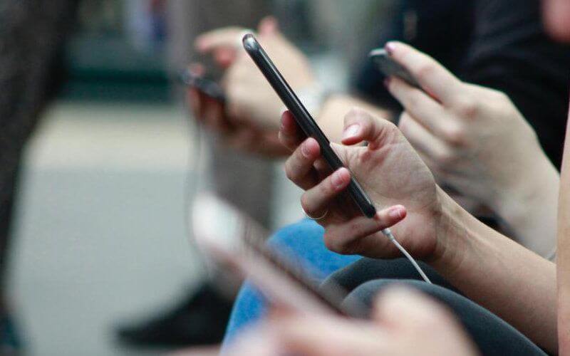 Moroccan Journalists Face Online Harassment After Exposing 'Mercenary' in Print Article