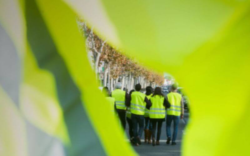 Moroccan Merchants Don Yellow Vests, Spark Wider Protests in Meknès