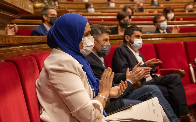 Moroccan-Origin Spanish Lawmaker Faces Racist Slurs at Parliament Protest