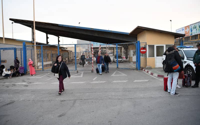 Moroccan Police Officer Seeks Asylum at Spanish Border in Ceuta