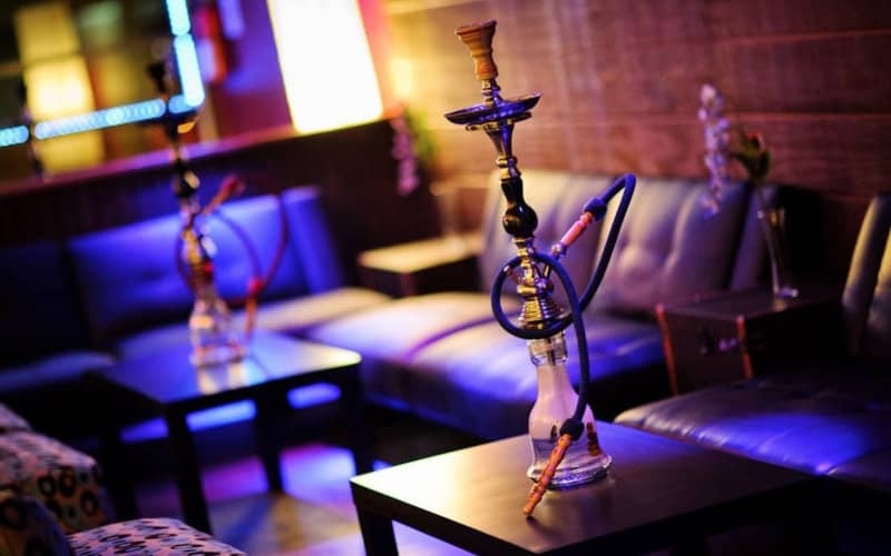 Moroccan Police Raid Illegal Shisha Bar in Marrakech, Arrest 15 Expatriates
