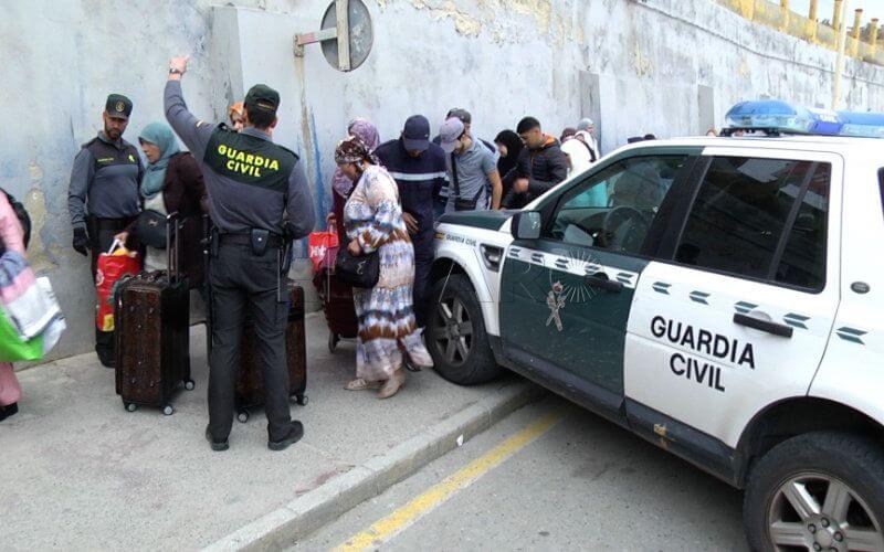 Moroccan Resident Fined €1,800 for Disrespecting Border Guards in Ceuta