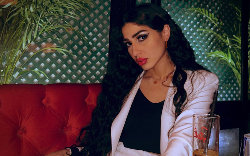 Moroccan Singer's Daughter Threatens to Expose Family Secrets on Social Media