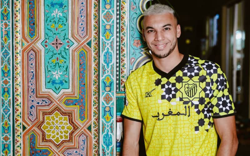 Moroccan Soccer Club Unveils Zellige-Inspired Jersey Amid Cultural Heritage Dispute with Algeria