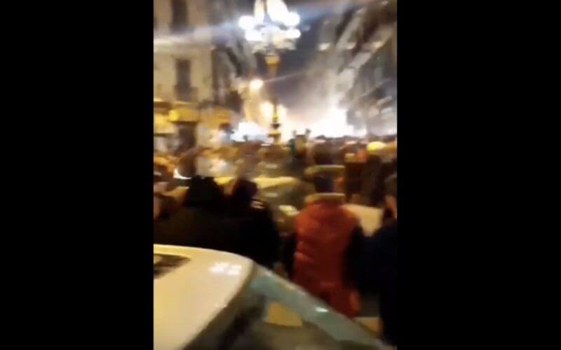 Moroccan Soccer Fans Chant Pro-Sahara Slogans in Algeria After Raja Victory