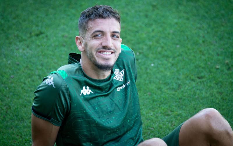 Moroccan Soccer Star Zouhair Feddal Arrested for Reckless Driving in Seville
