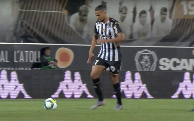 Moroccan Star Alioui Scores Stunning Equalizer for Angers Against Amiens