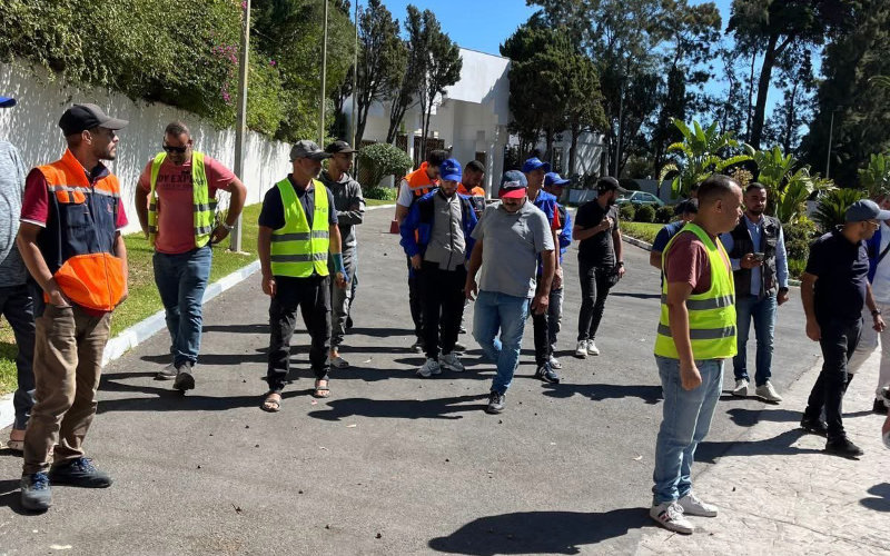 Moroccan Workers Protest Unpaid Millions at Saudi Prince's Palace in Tangier