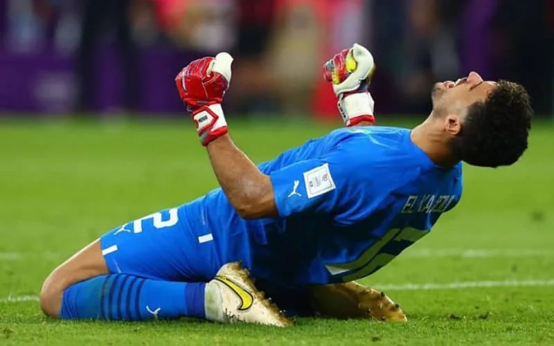 Morocco Coach Rotates Goalkeepers: Bounou to Face Tunisia, El Kajoui Against Benin