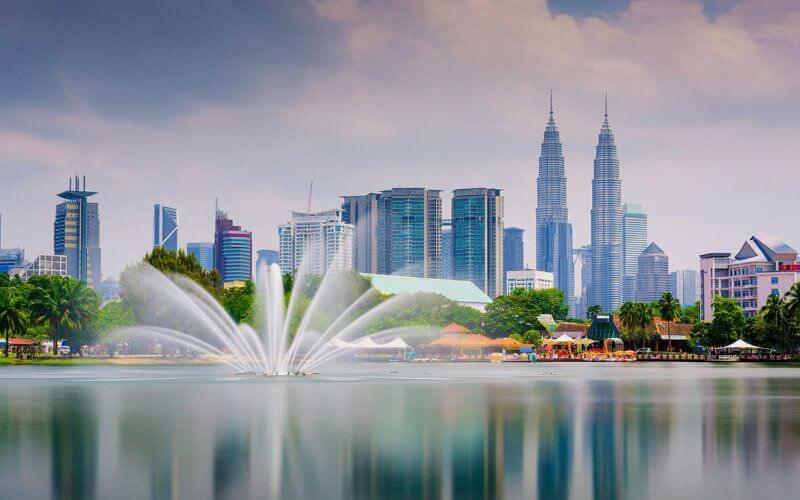 Morocco and Malaysia Explore Direct Flight Route to Boost Tourism