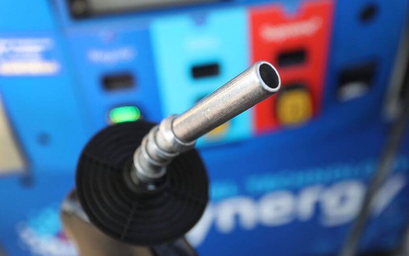 Morocco Poised to Benefit from Plummeting Oil Prices, Expert Says