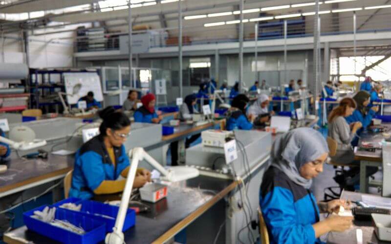 Morocco's Manufacturing Sector Sees 1.1% Drop in Producer Prices for August