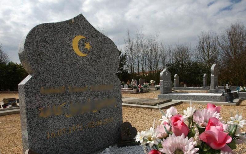 Muslim Graves Vandalized in French Cemetery During Ramadan