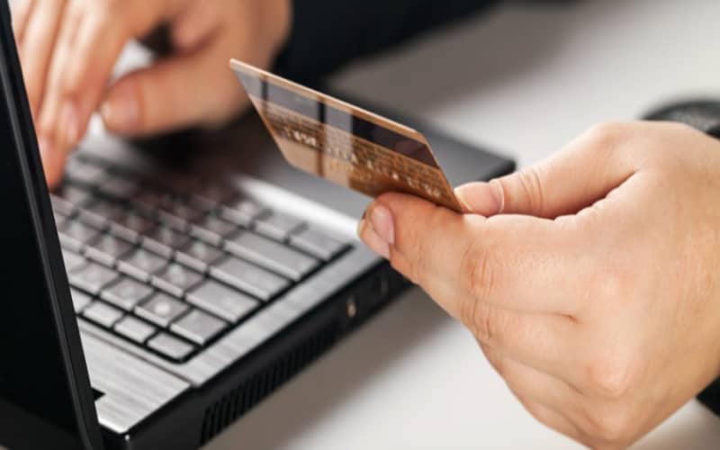 Nationwide Card Payment Outage Hits Morocco, Disrupts Retail Transactions