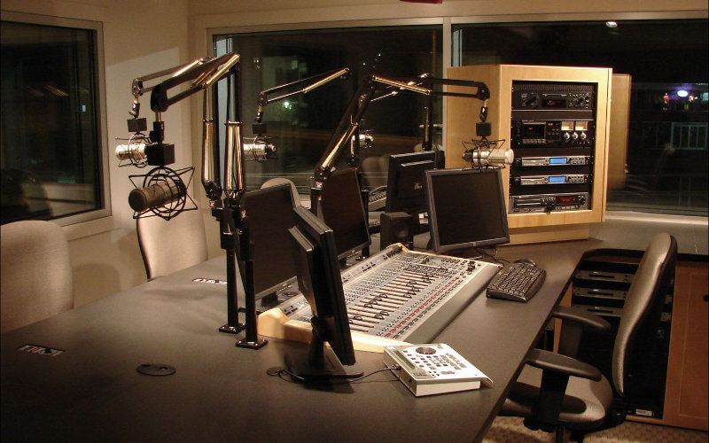 New Multilingual Radio Station Azawan Expands Across Southern Morocco