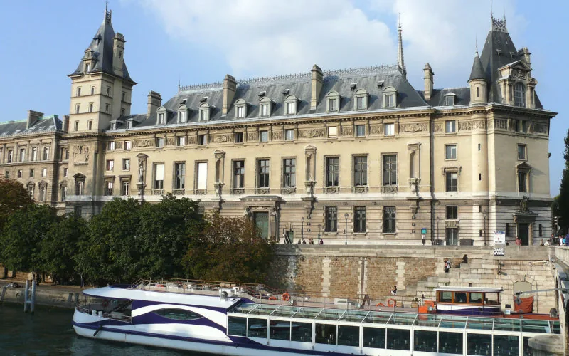 Paris Court Convicts Two in International Arms and Drug Trafficking Case