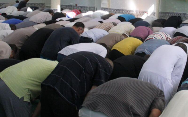 Policeman's Service Weapon Stolen During Prayer at Casablanca Mosque