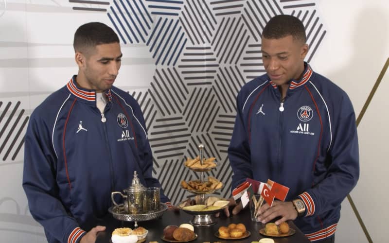 PSG Stars Hakimi and Mbappé Celebrate Eid al-Fitr with Sweet Treat Challenge