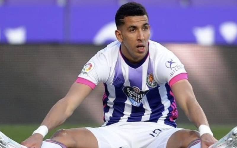 Real Valladolid Offers Moroccan Defender El Yamiq to Cadiz FC Amid Squad Surplus