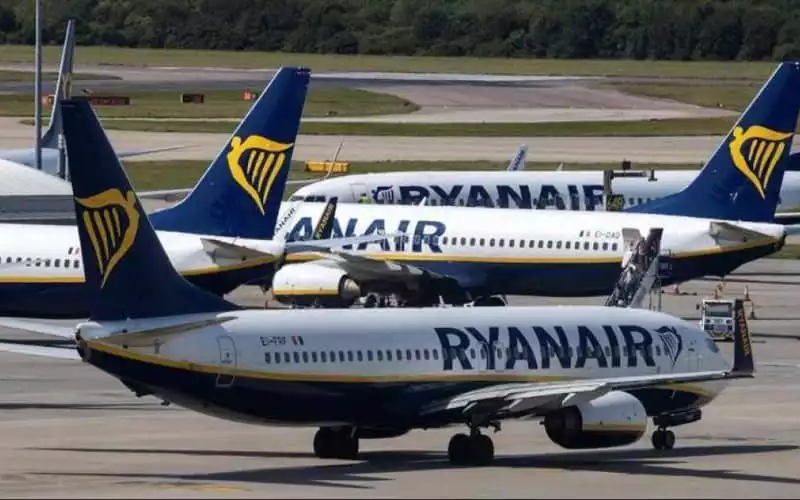 Ryanair Passengers Demand Compensation After Marrakech-Paris Flight Delay and Diversion