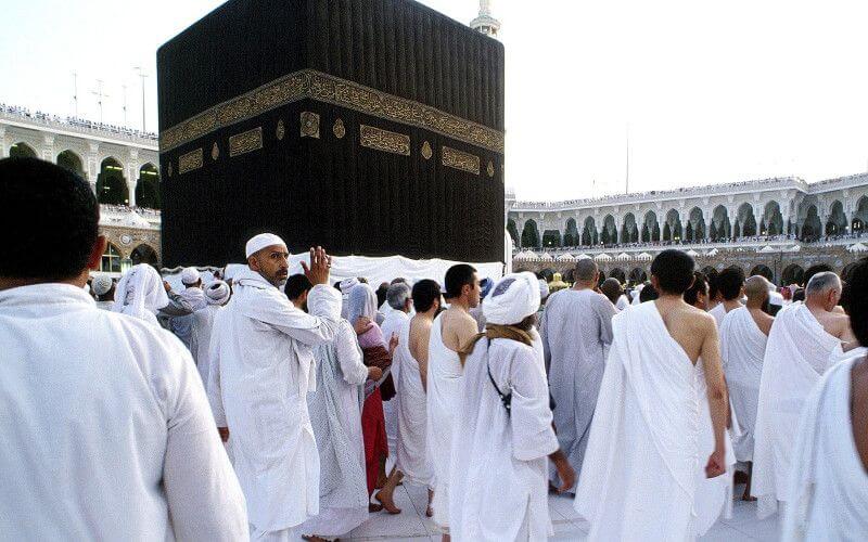 Saudi Arabia Issues Warning on Hajj 2025 Scams, Imposes Heavy Fines
