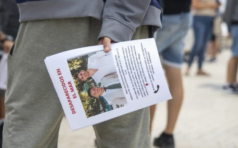 Search Expands to Morocco for Missing Argentine Surfers Last Seen in Spain