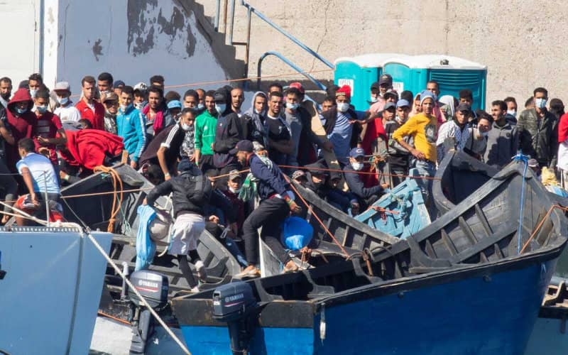 Spain Begins Repatriation of Moroccan Migrants from Canary Islands