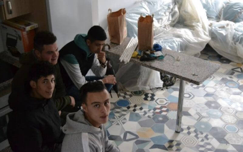 Spanish Brothers Donate Inherited Home to House Moroccan Migrants in Malaga