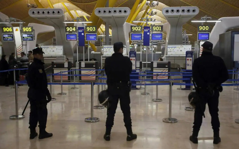 Spanish Minister Calls for Measures to Address Asylum Seekers at Madrid Airport