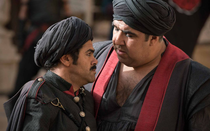 A strong gesture by Jamel Debbouze towards Wahid Bouzidi