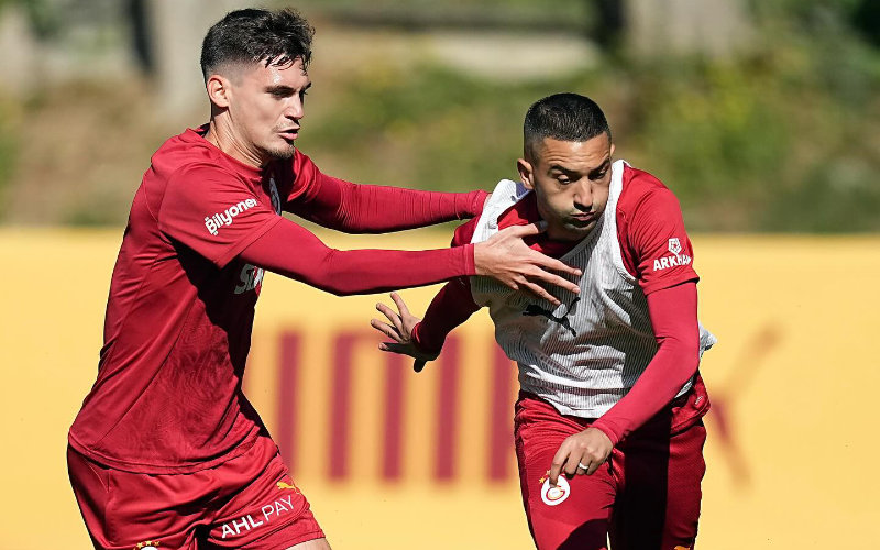 Struggling Ziyech Eyes Qatar Move as Galatasaray Stint Falters