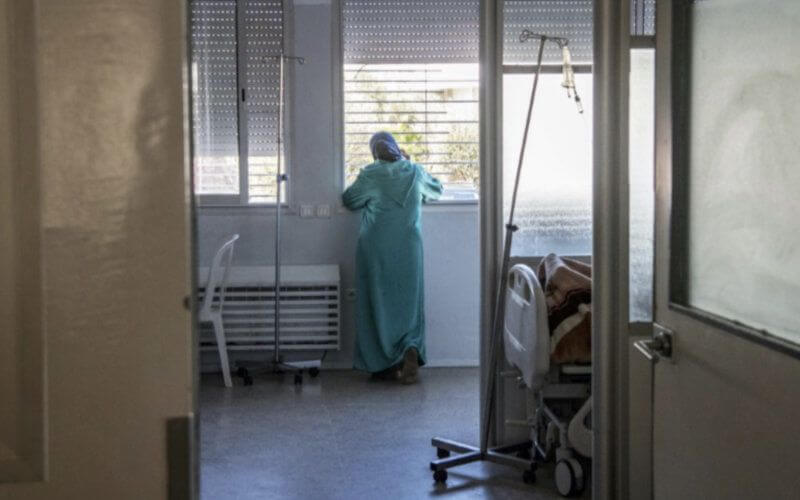 Study: 70% of Moroccan Women with HIV Infected by Husbands, New Cases Rising