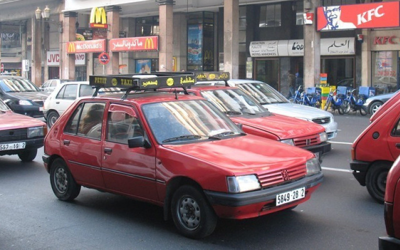 Casablanca Taxi Driver Arrested for Serial Robberies of Passengers