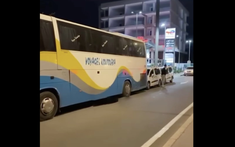 Taxi Drivers Block Student Bus in Casablanca, Sparking Transport Dispute