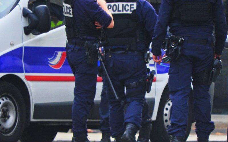 Teen with 17 Aliases Sentenced for Violent Thefts in Angers, France