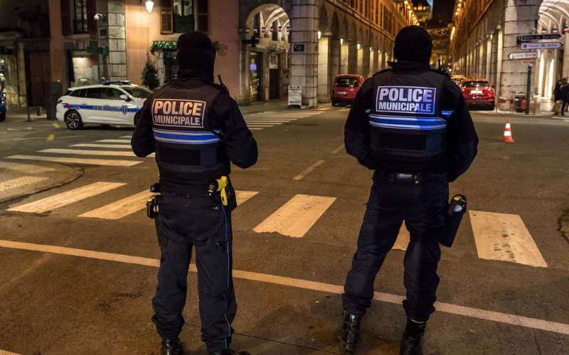 Teen Dies After Stabbing in Chambéry Street Brawl, Suspects at Large