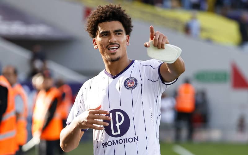 Toulouse FC Backs Zakaria Aboukhlal Amid Accusations from Arabic Media Outlet