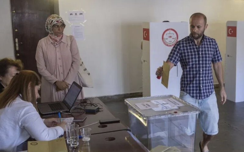 Turkish Expats in Morocco Cast Votes for Erdogan and Parliament in 2023 Elections