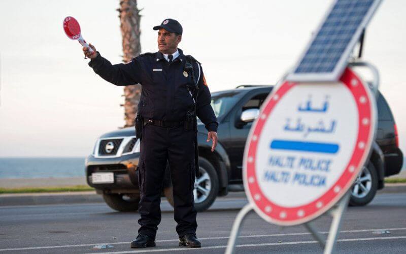 Two Arrested in Laâyoune After Knife Attack on Police Officer During Drunk Vandalism Incident