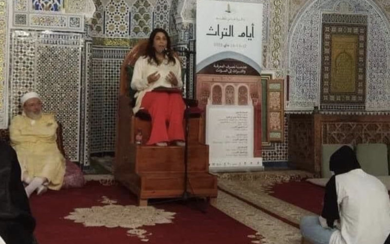 Unveiling Controversy: Photo of Bareheaded Teacher in Moroccan Religious School Sparks Online Debate