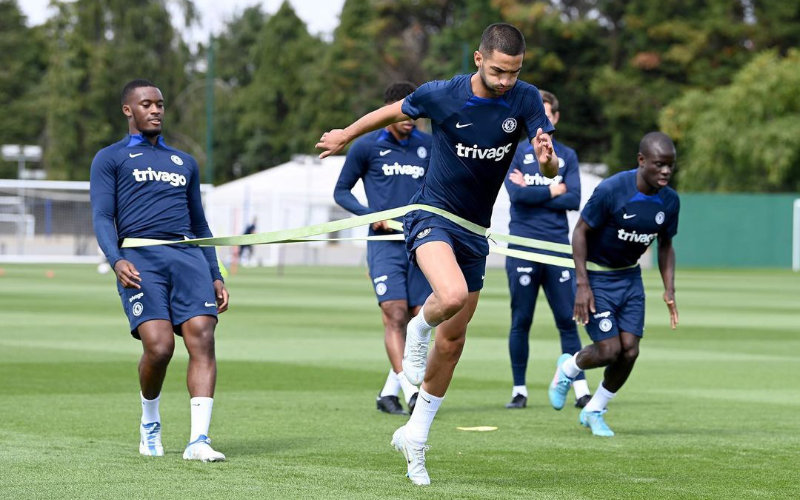 West Ham Joins Race for Chelsea's Ziyech as Premier League Clubs Circle