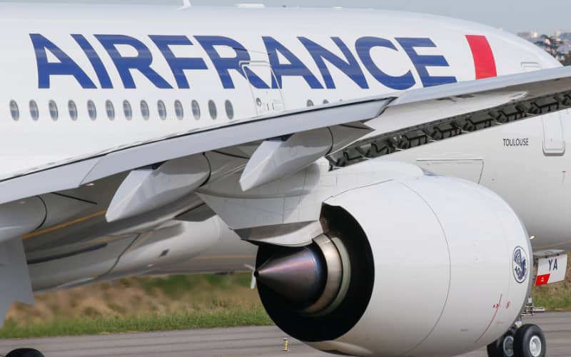 Air France Halts Morocco Flights Amid Government Authorization Delay