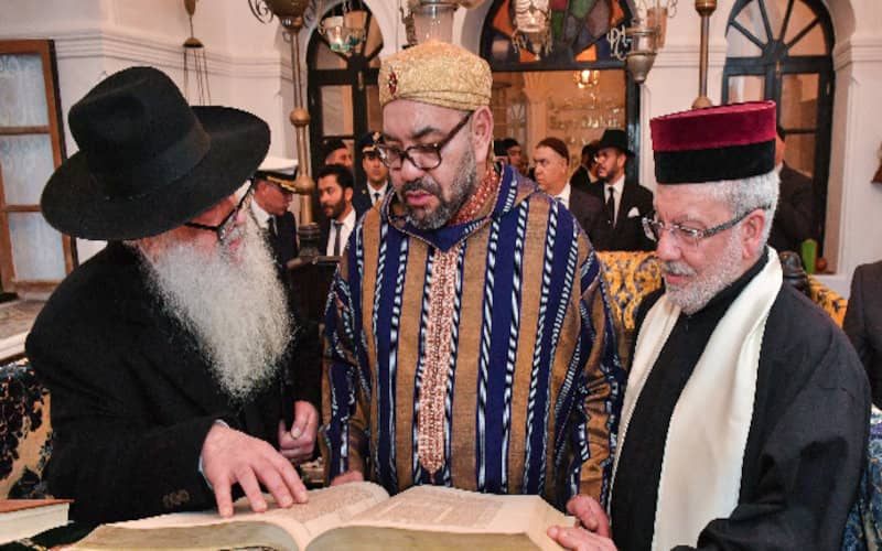 Prominent Rabbi Describes 'Divine Light' During First Meeting with Morocco's King Mohammed VI